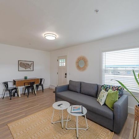 #Stayinmydistrict Coos Bay Cypress Cottage Zewnętrze zdjęcie