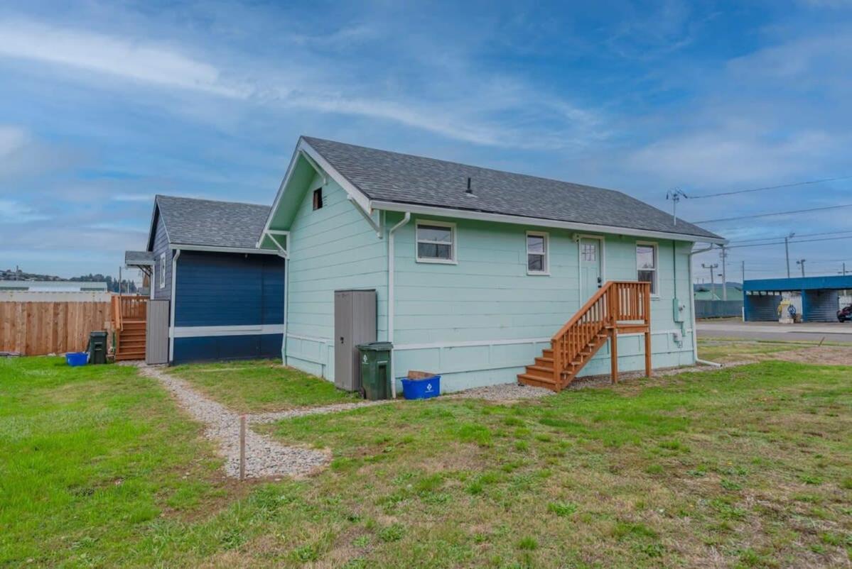 #Stayinmydistrict Coos Bay Cypress Cottage Zewnętrze zdjęcie